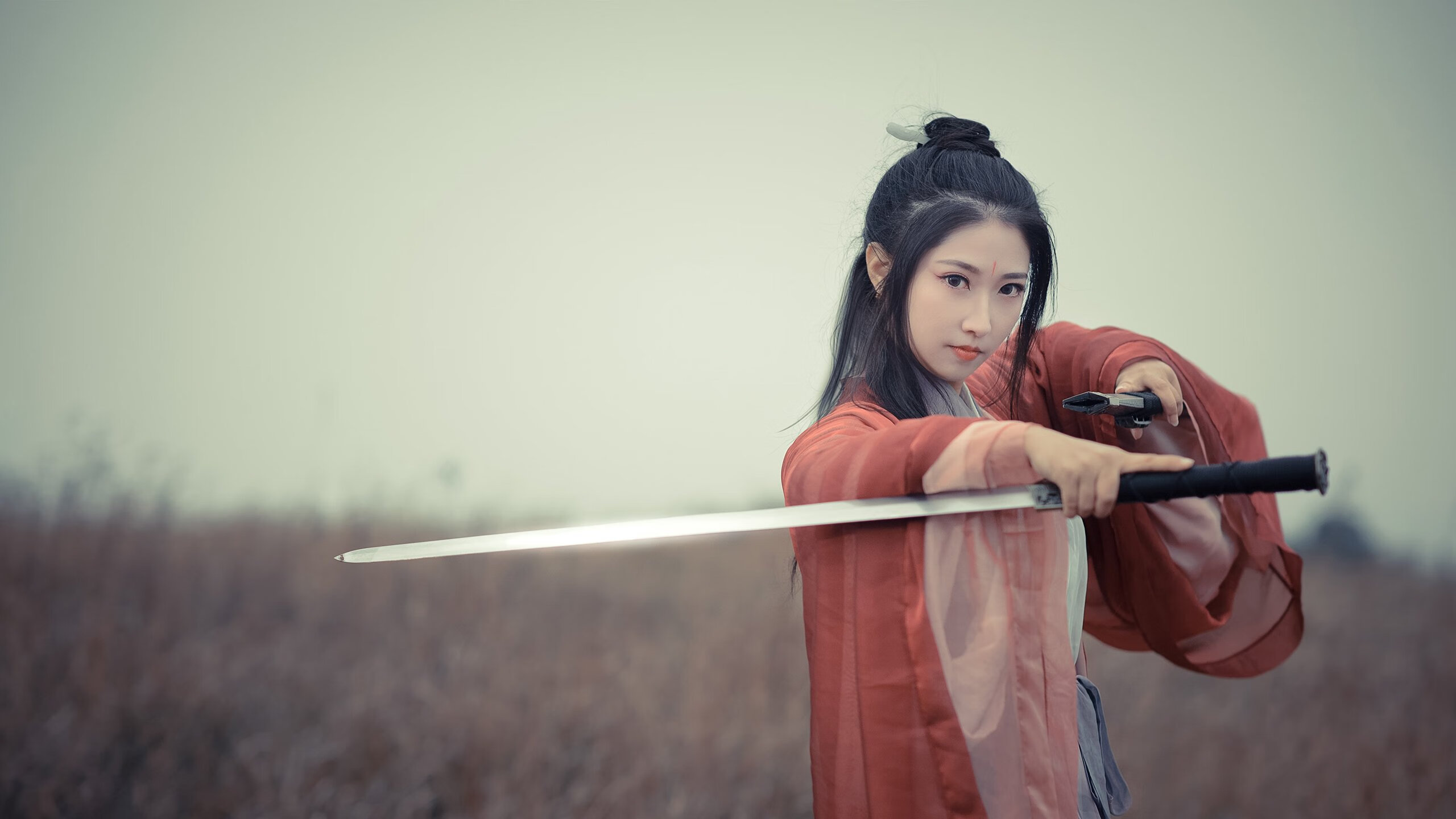 九游手机游戏-_水上涂鸦赛：运动与艺术的奇特结合_，水上绘画