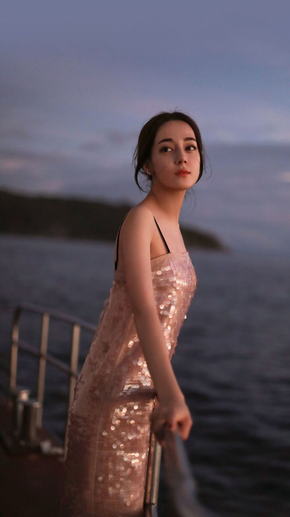 九游体育网址-尤文防守反击：逆境中的取胜之道，尤文后防线三人组